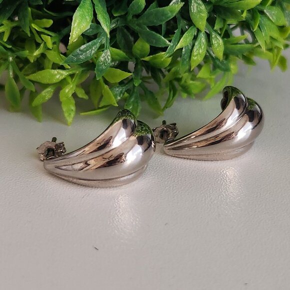 925 Sterling Silver Vintage Puffy Curved Earrings - Picture 1 of 5